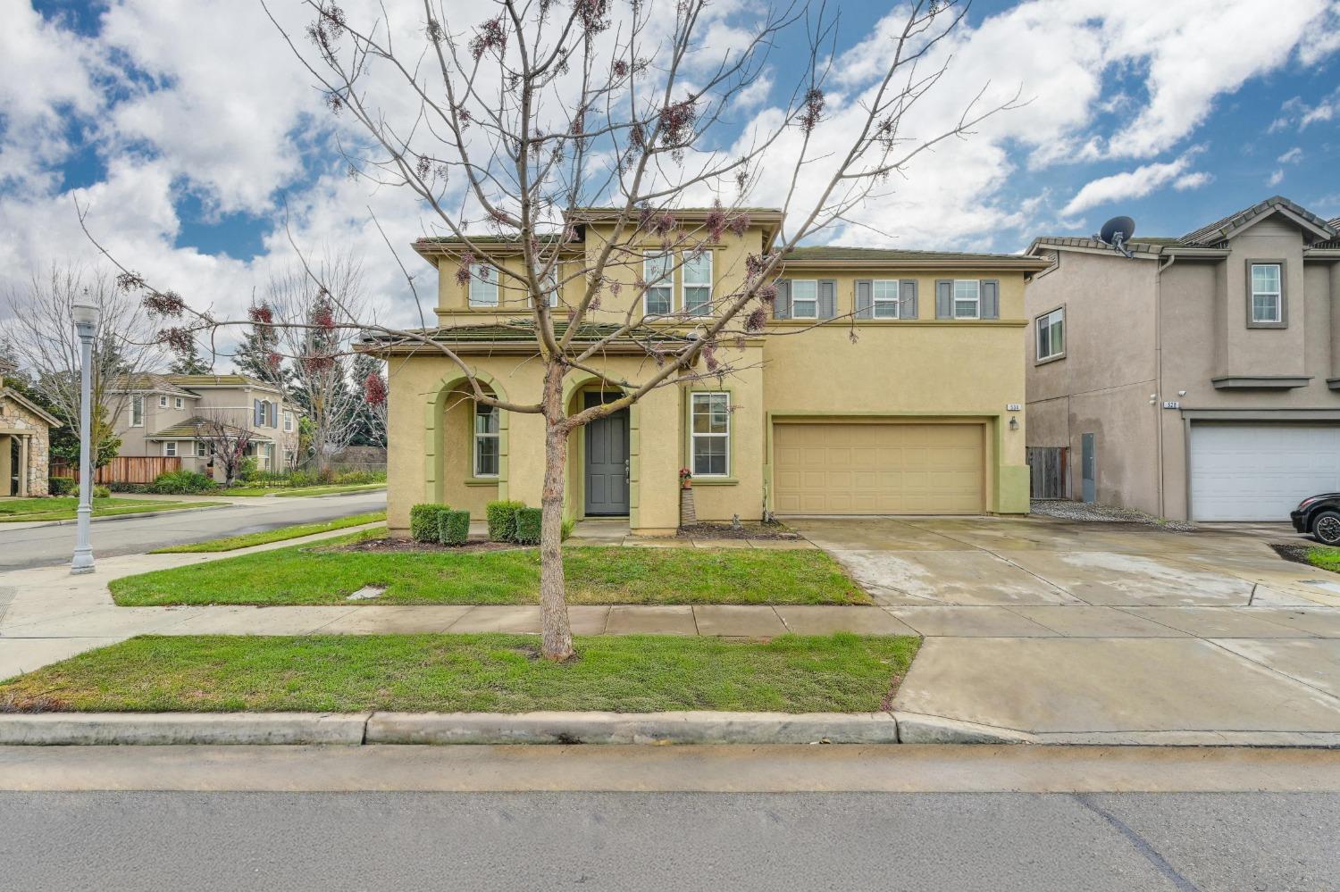 534 Tuscolana Way