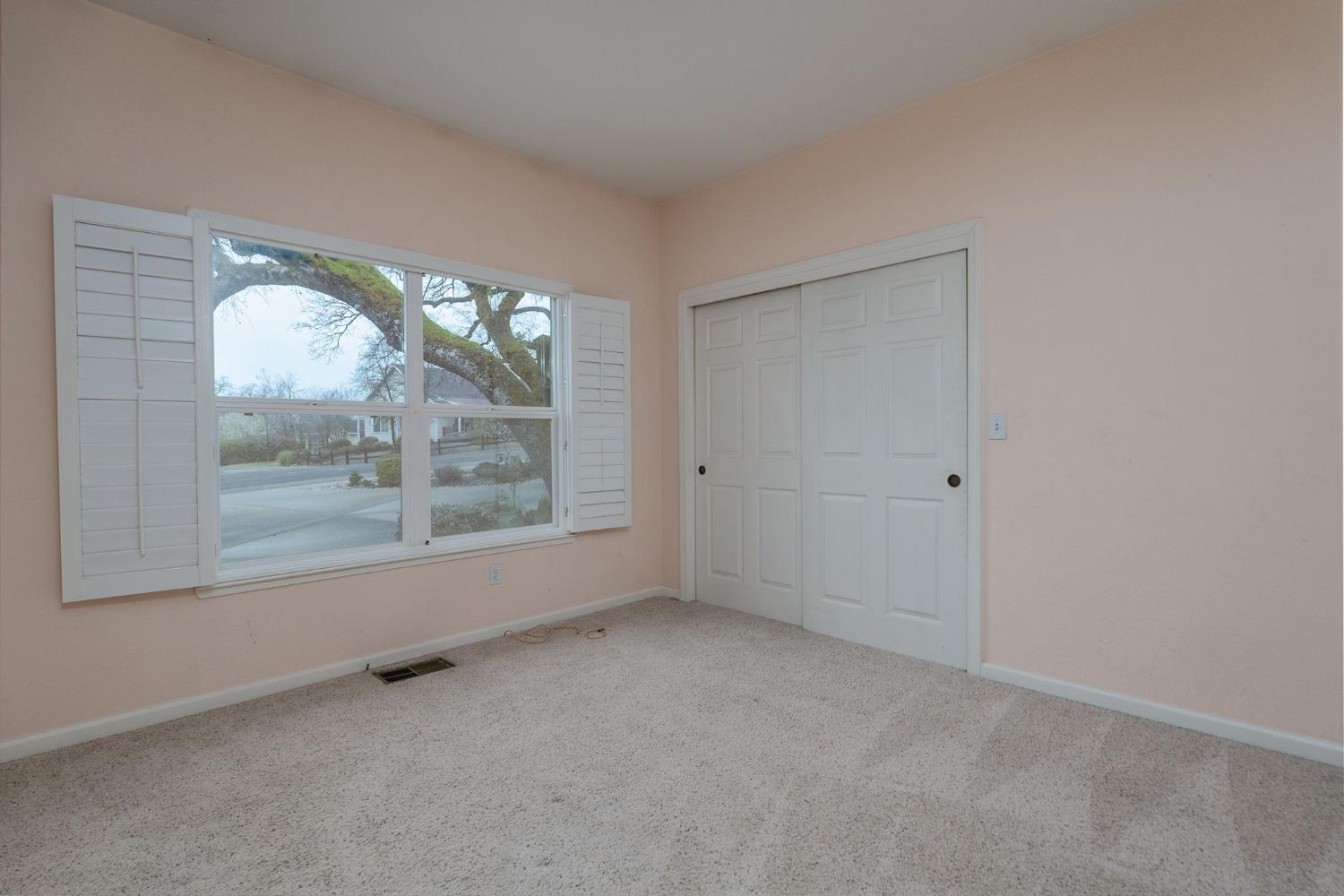 733 Selkirk Ranch Road