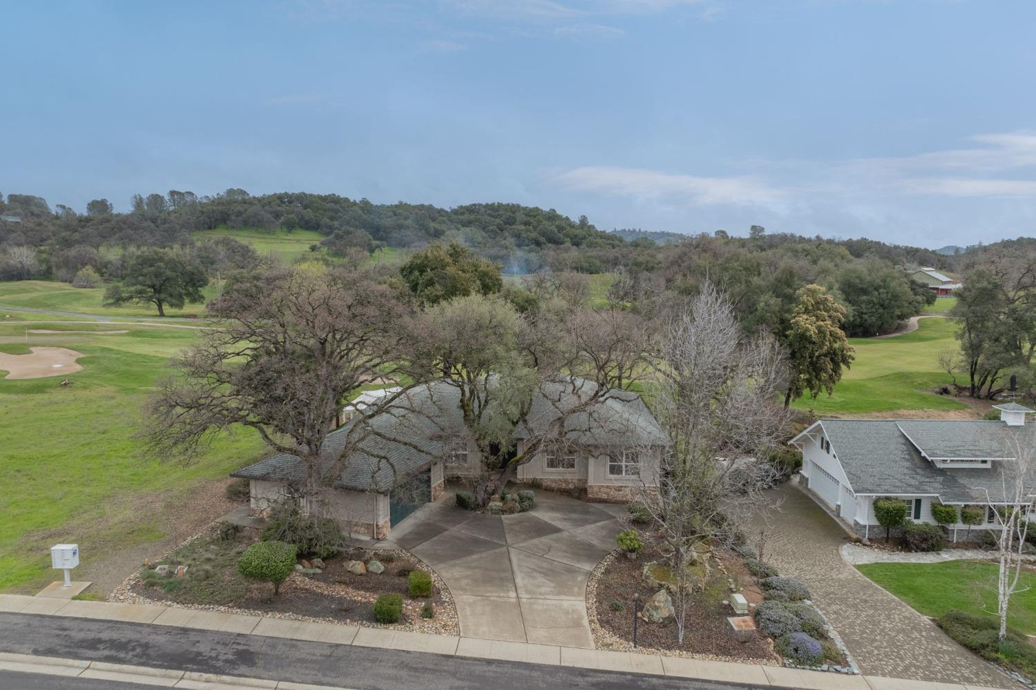 733 Selkirk Ranch Road