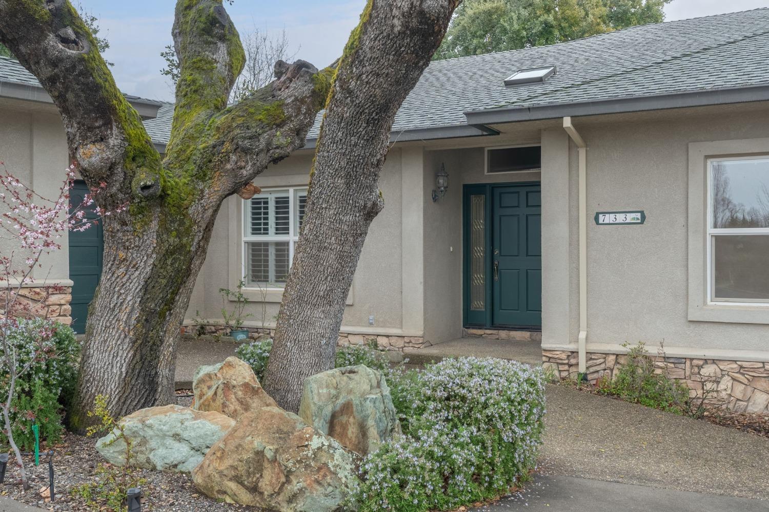 733 Selkirk Ranch Road