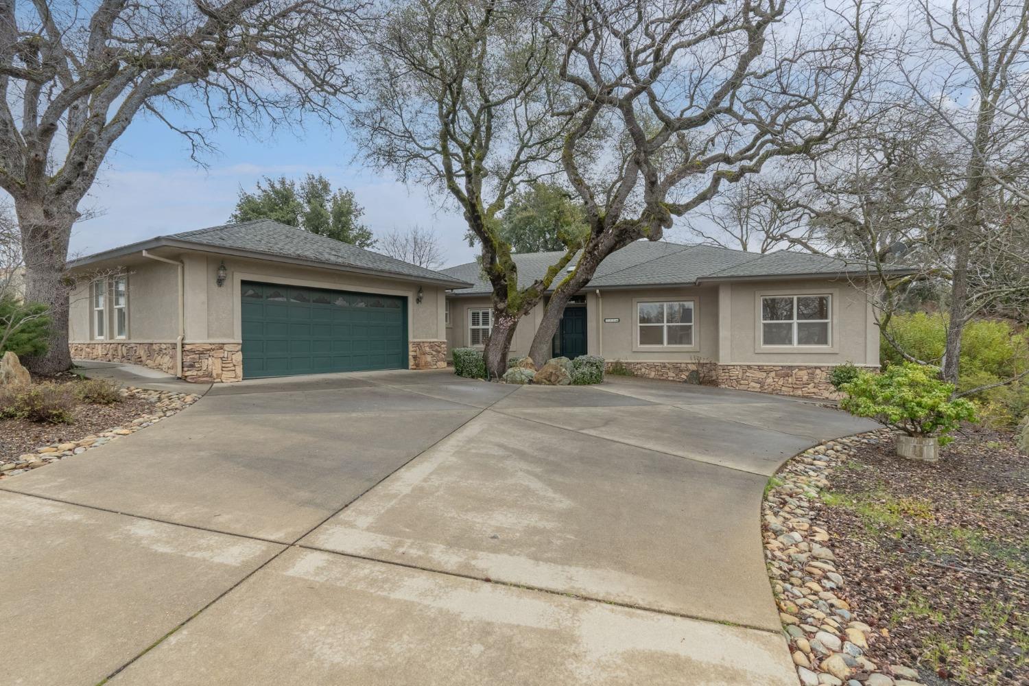 733 Selkirk Ranch Road