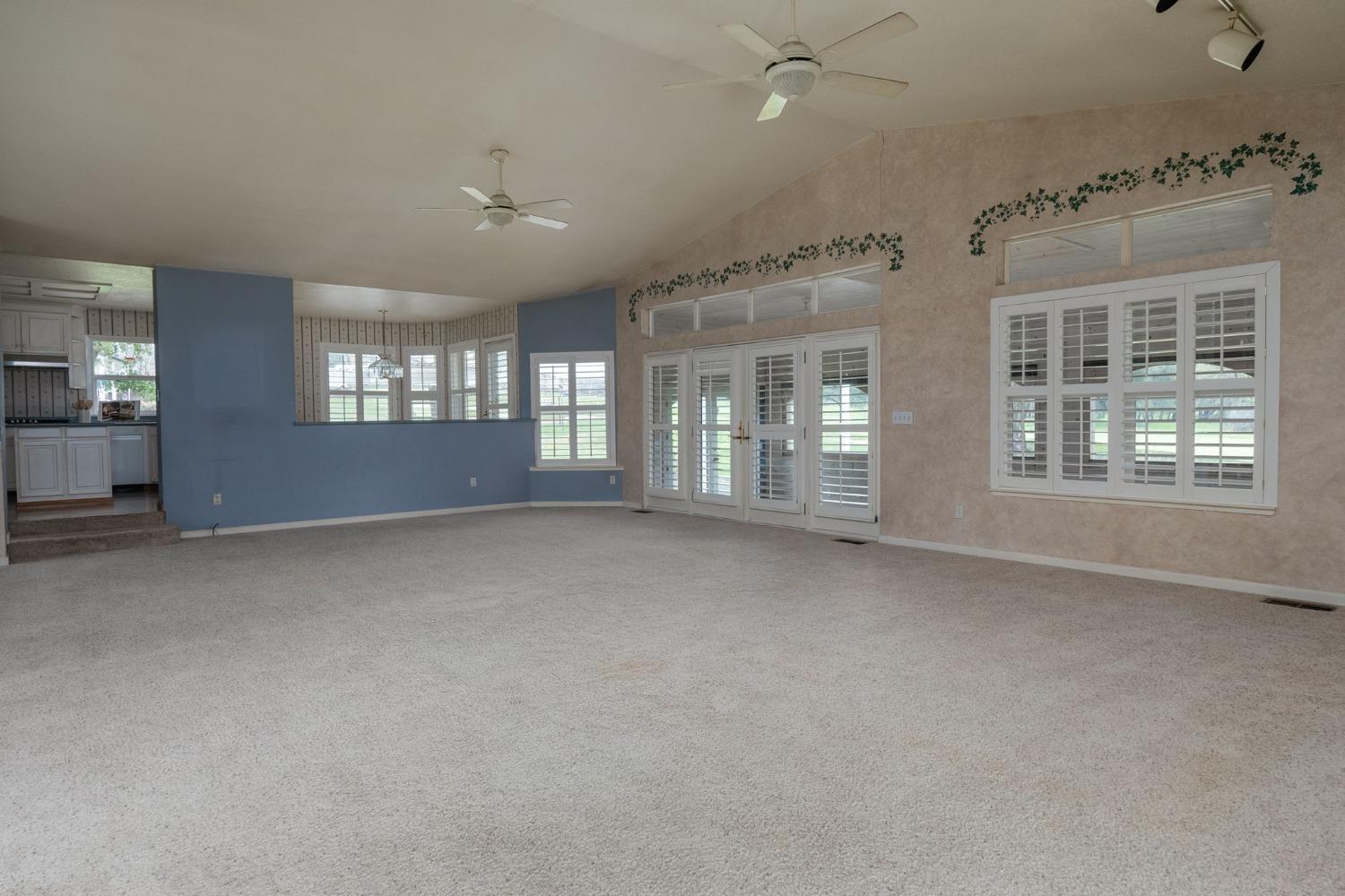 733 Selkirk Ranch Road