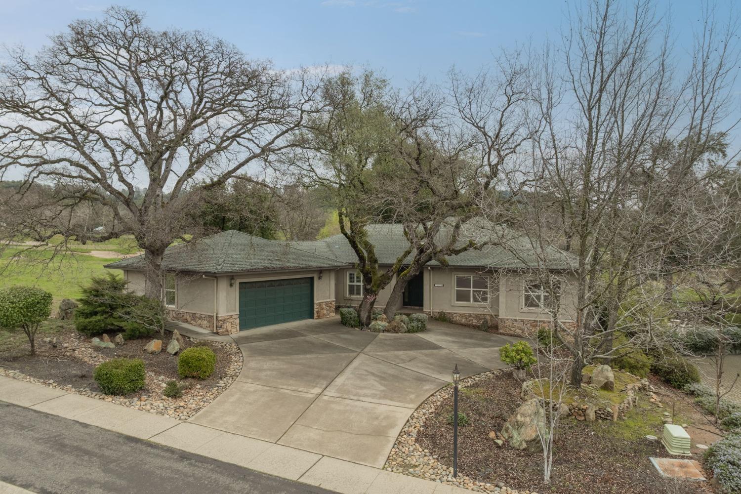 733 Selkirk Ranch Road