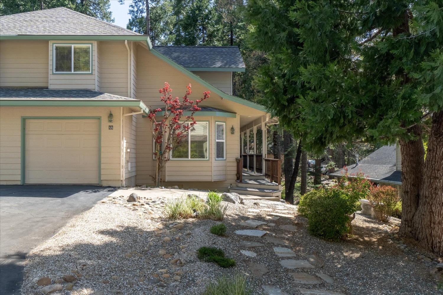 88 Meadowview Court