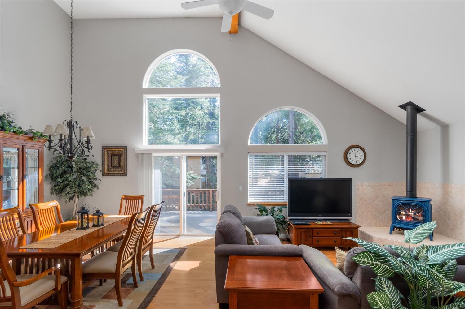 88 Meadowview Court
