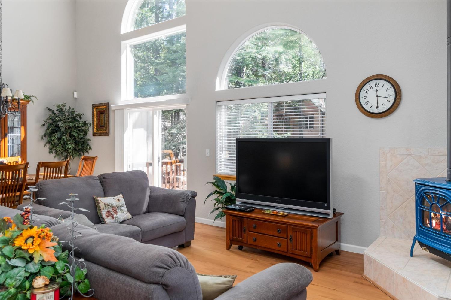 88 Meadowview Court