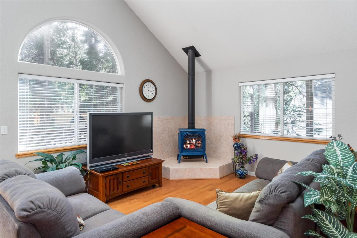 88 Meadowview Court