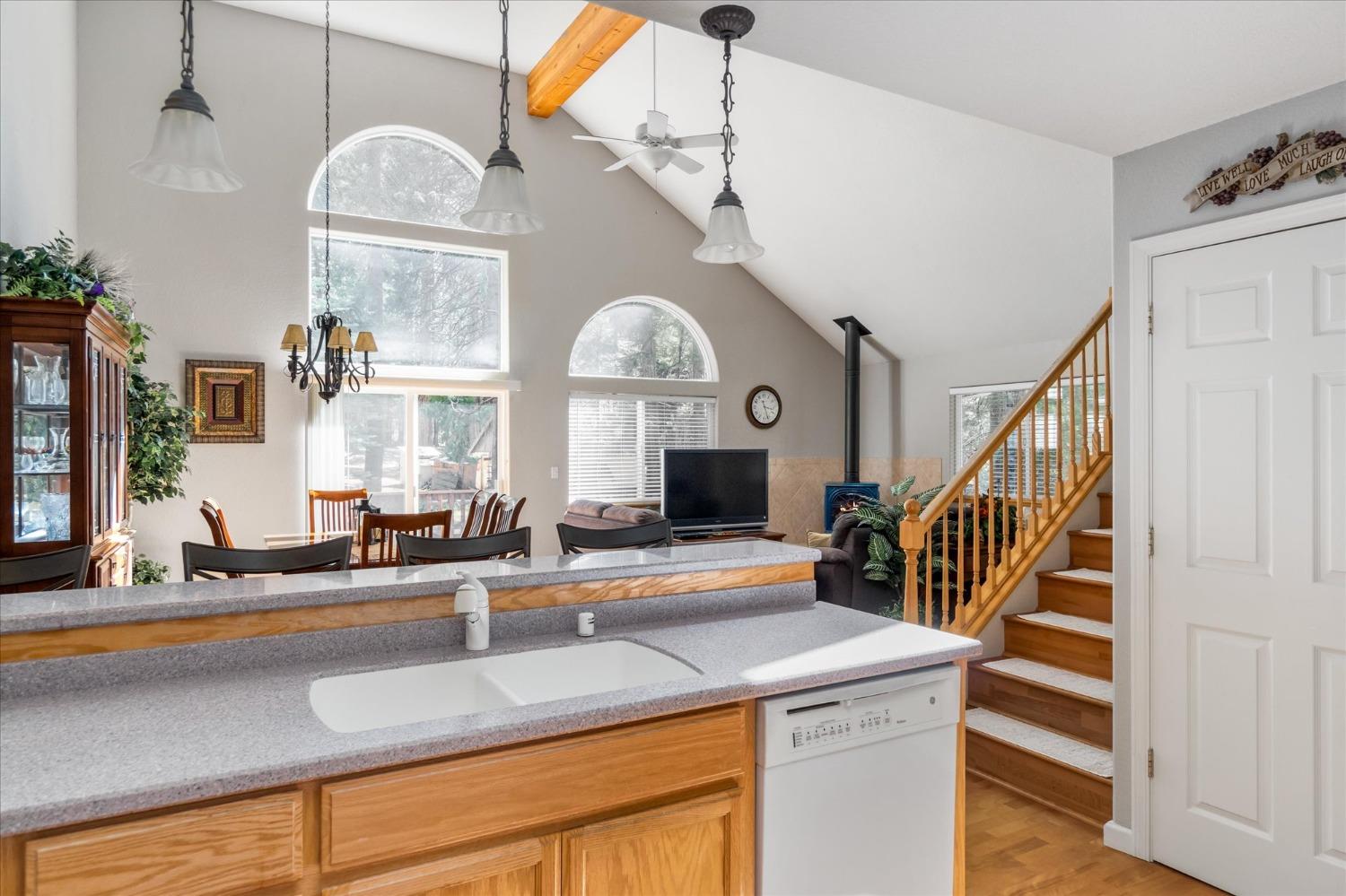 88 Meadowview Court