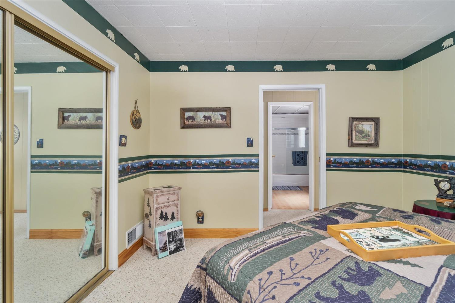 2842 Hangtree Trail