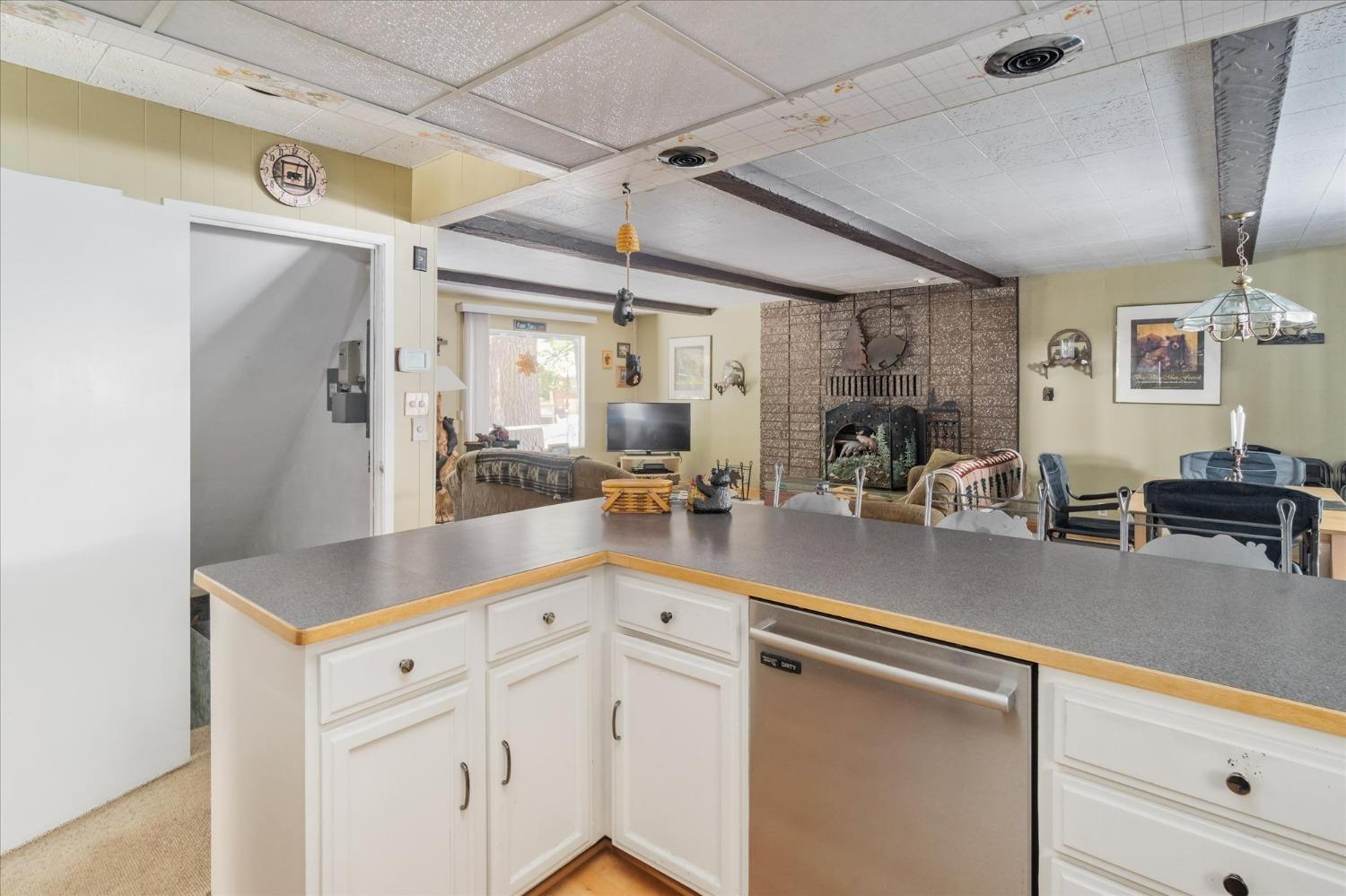 2842 Hangtree Trail