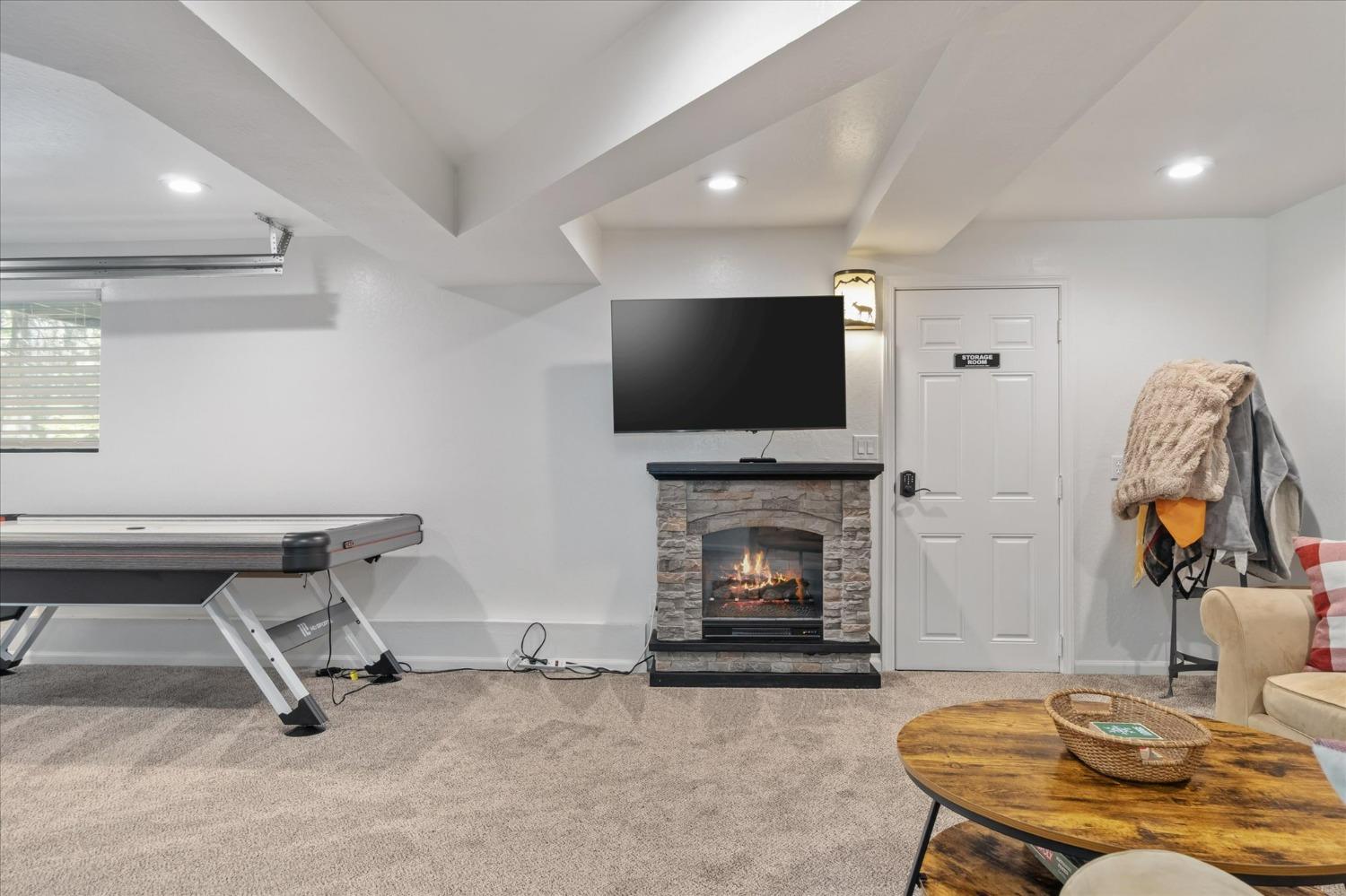 1461 Sierra Parkway