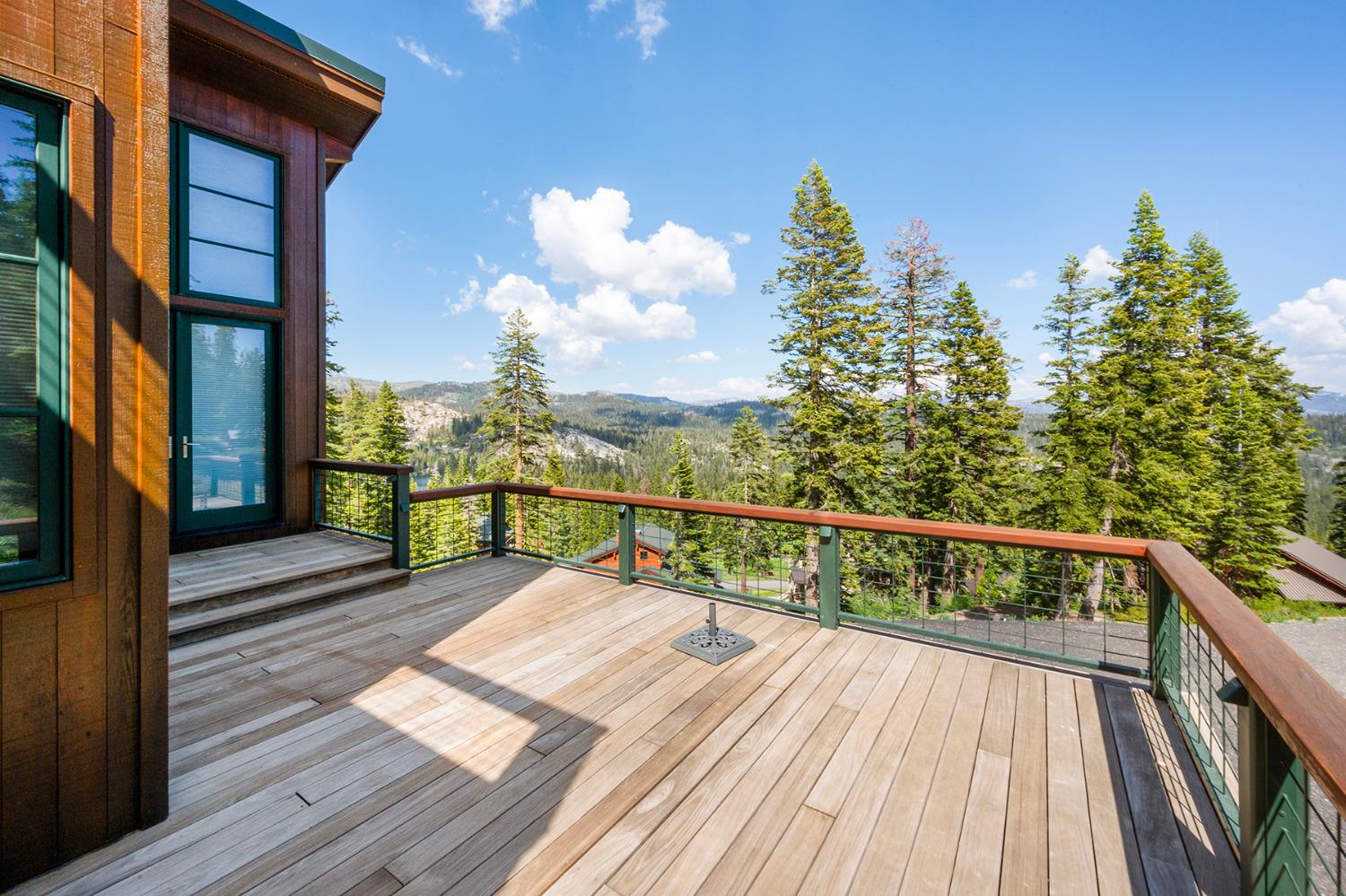 414 Avalanche Road