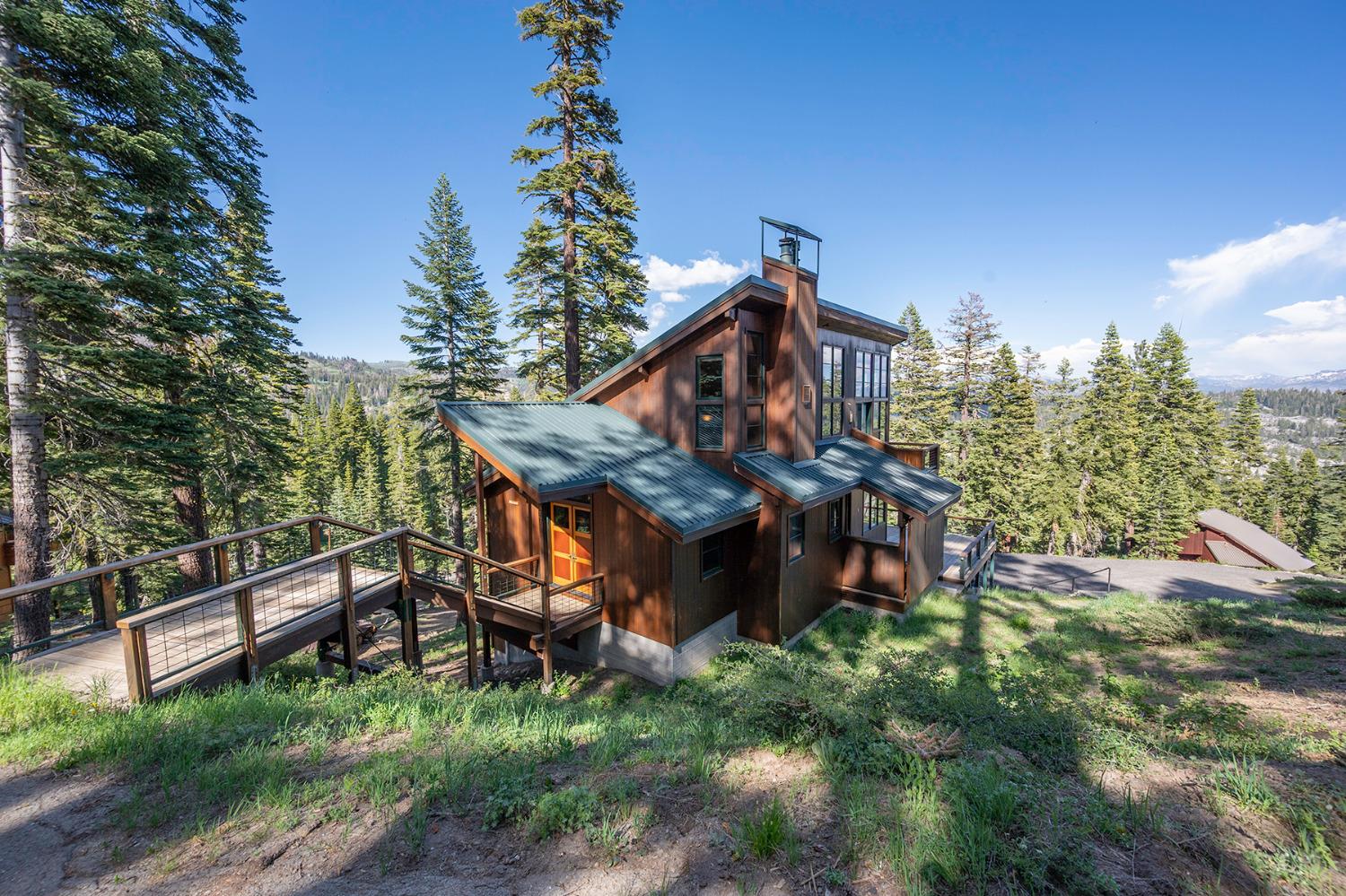 414 Avalanche Road