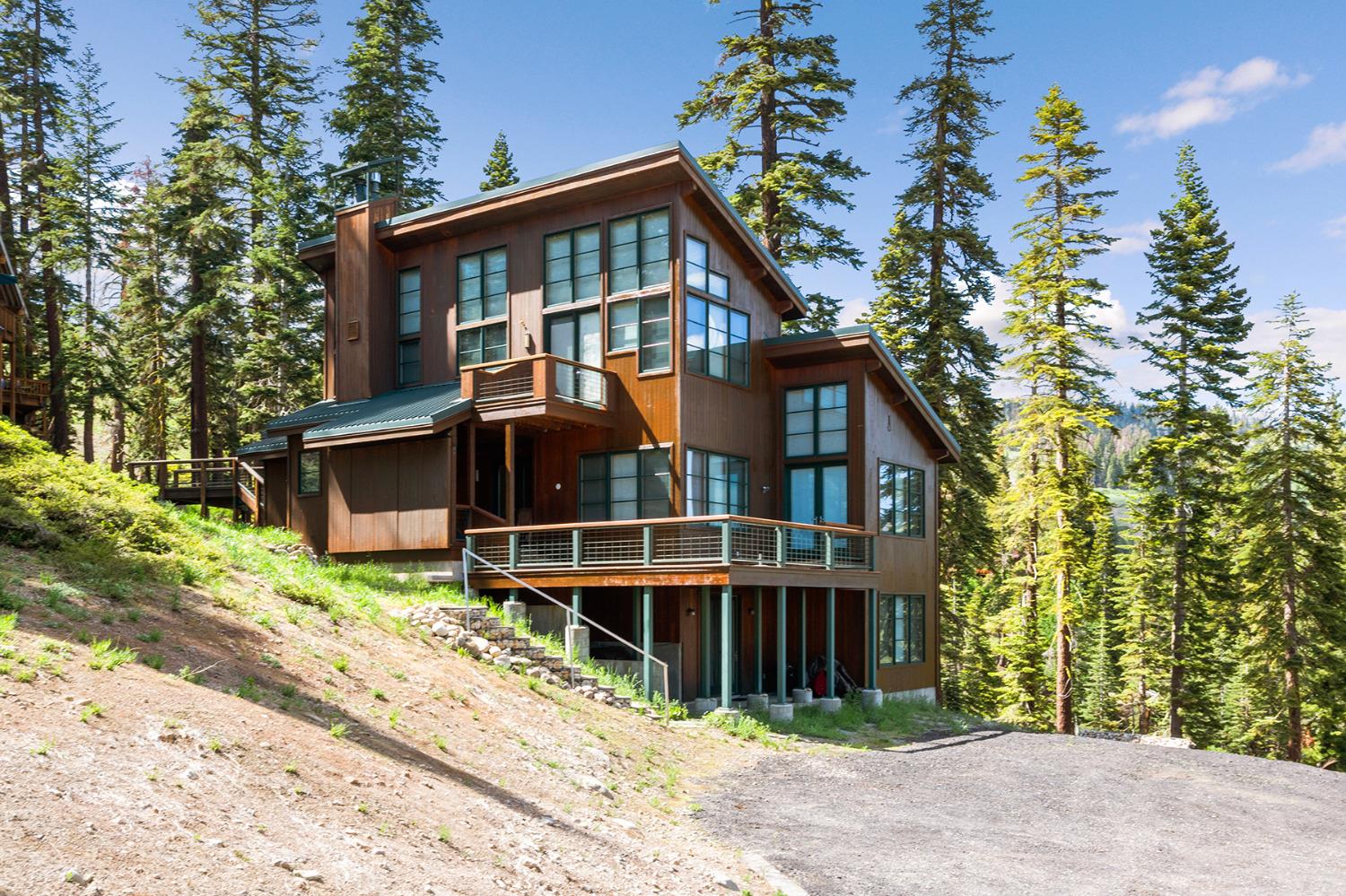414 Avalanche Road