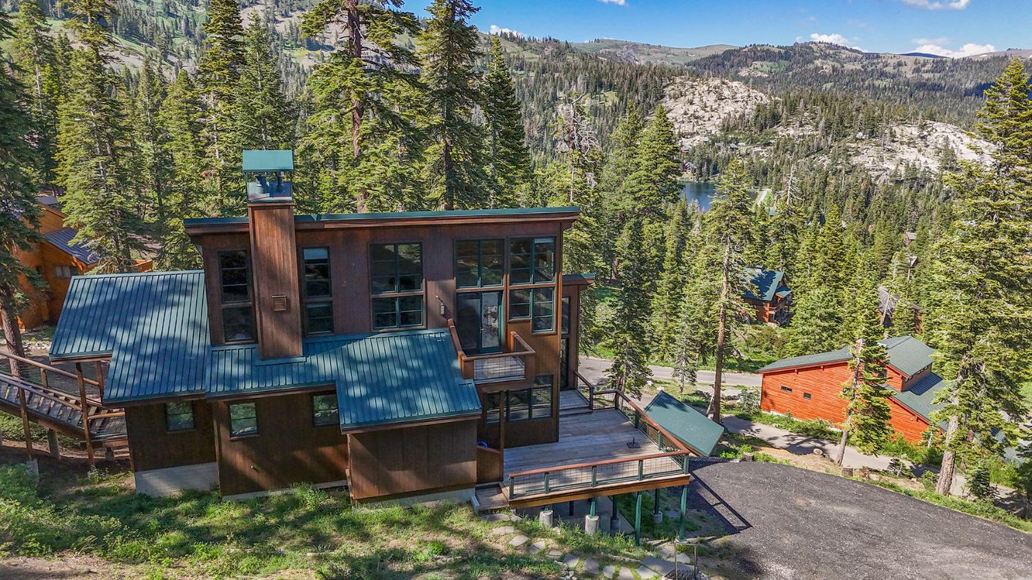 414 Avalanche Road
