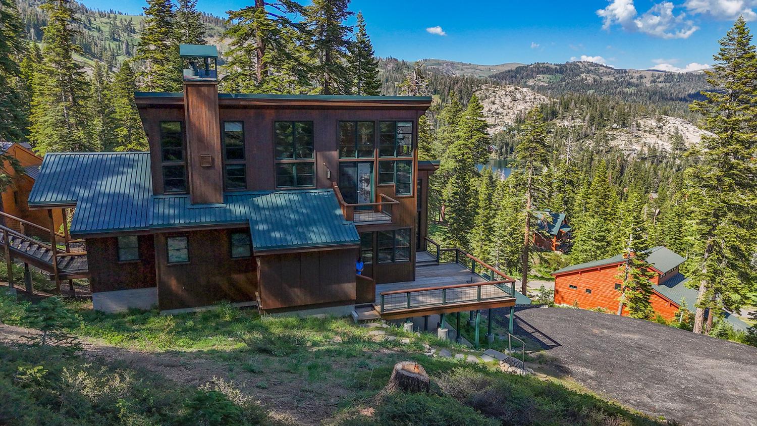 414 Avalanche Road