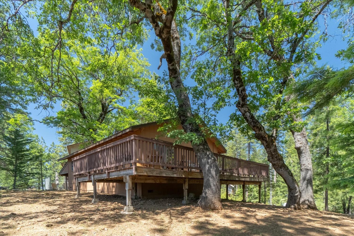 1937 Manzanita Drive