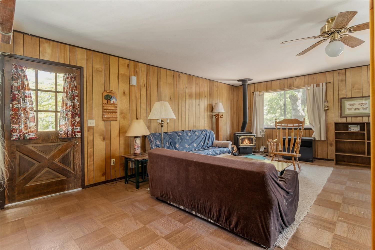1937 Manzanita Drive