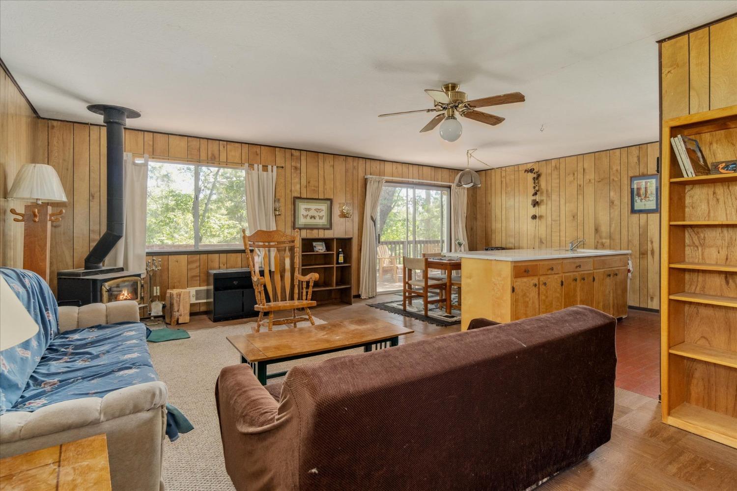 1937 Manzanita Drive
