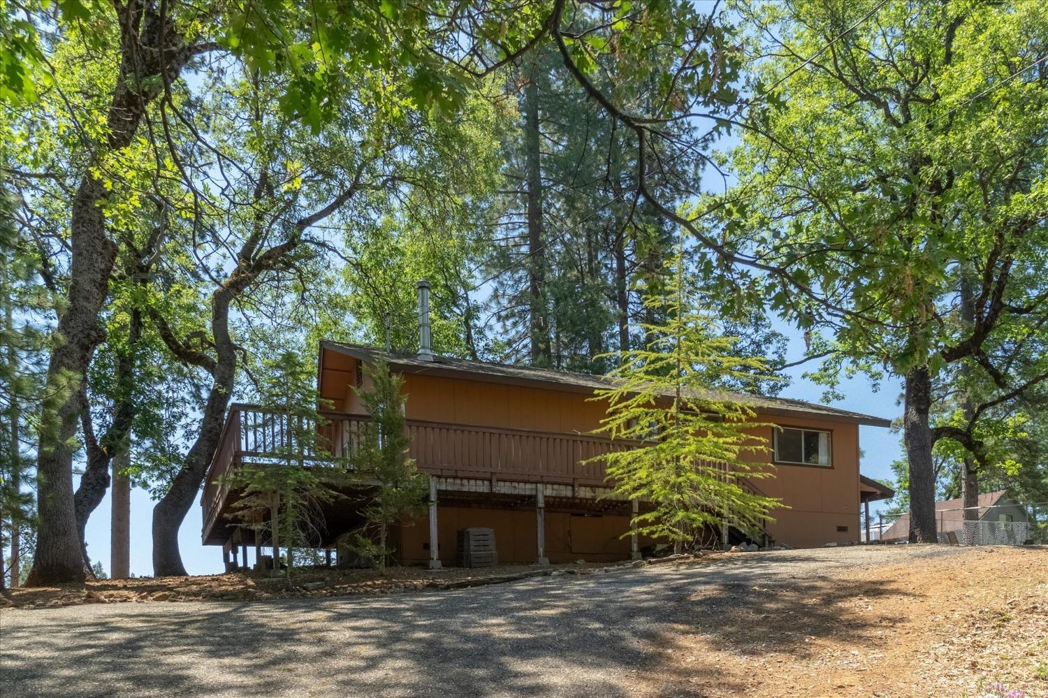 1937 Manzanita Drive