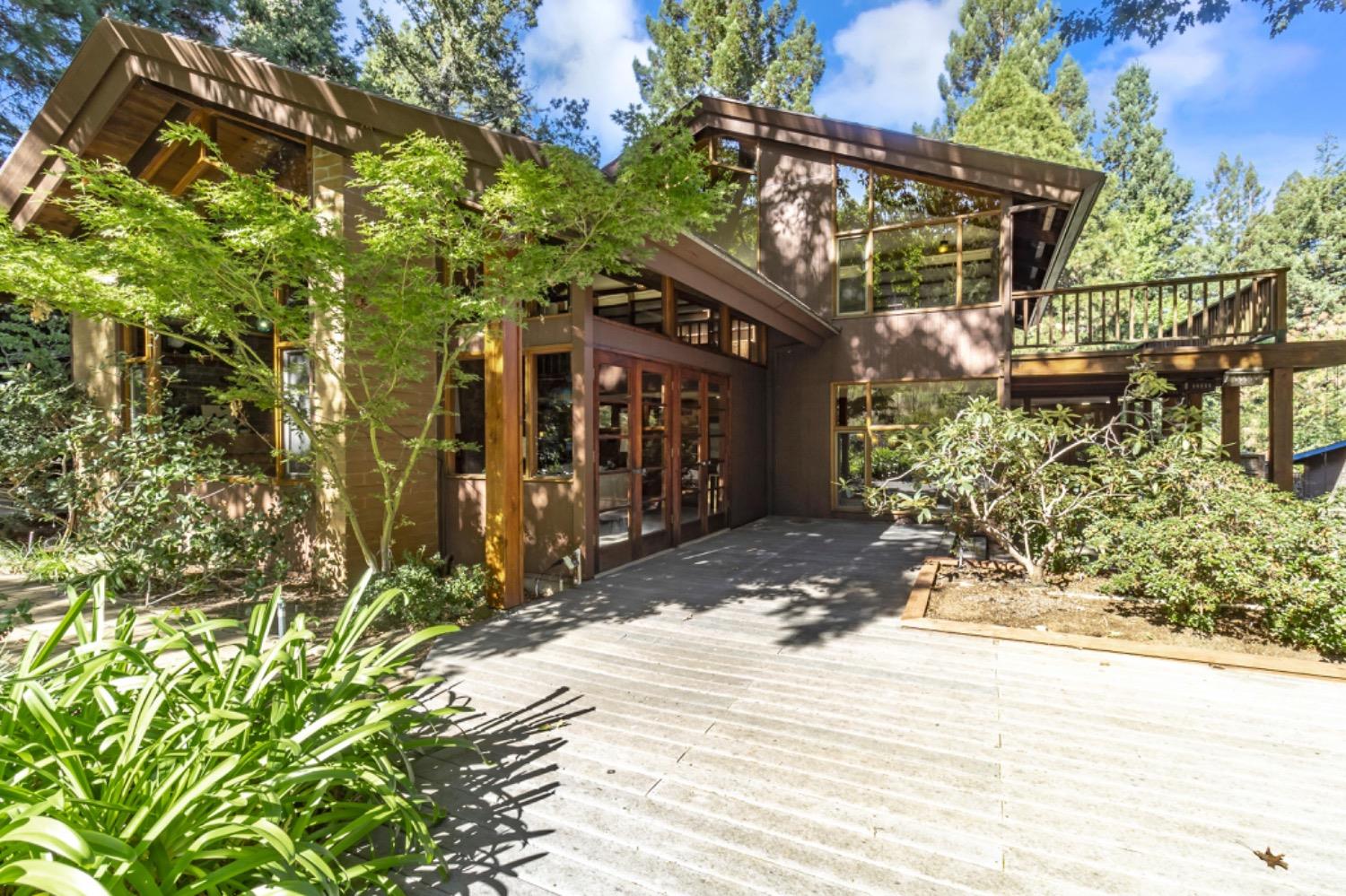 3145 Bandera Drive