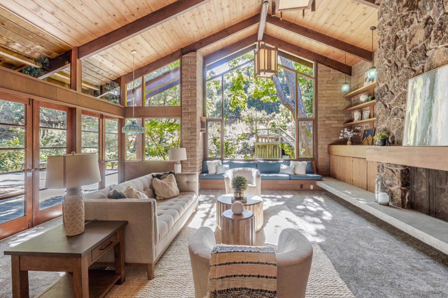 3145 Bandera Drive