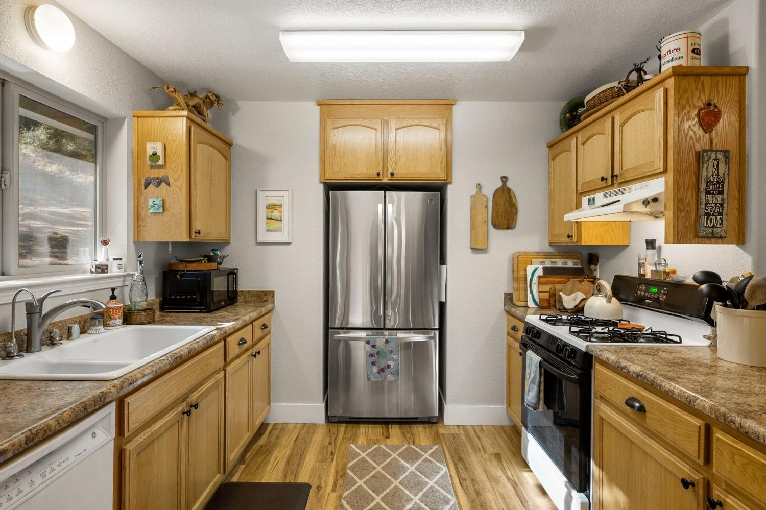 2767 Quartz Drive