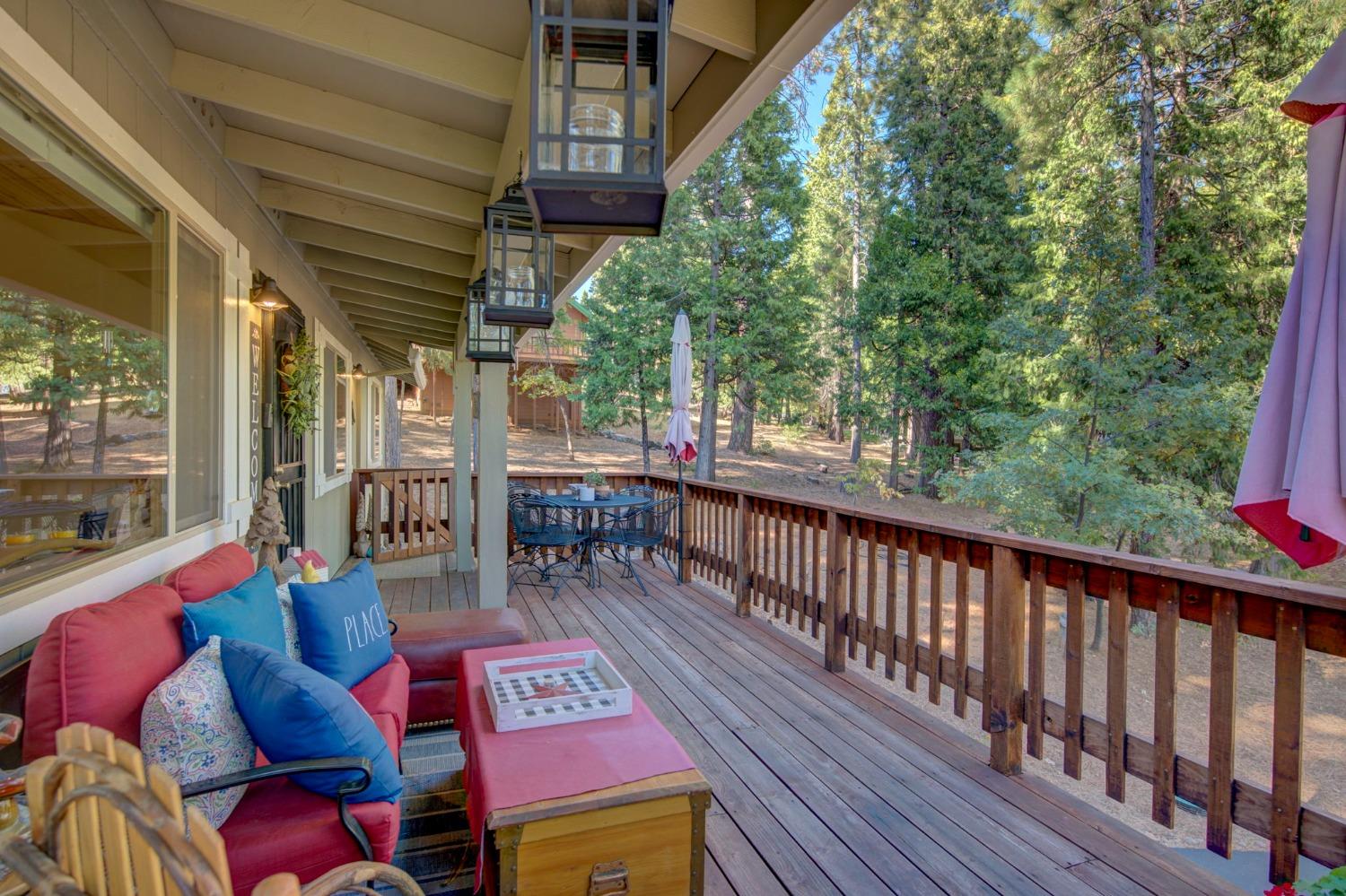 2767 Quartz Drive