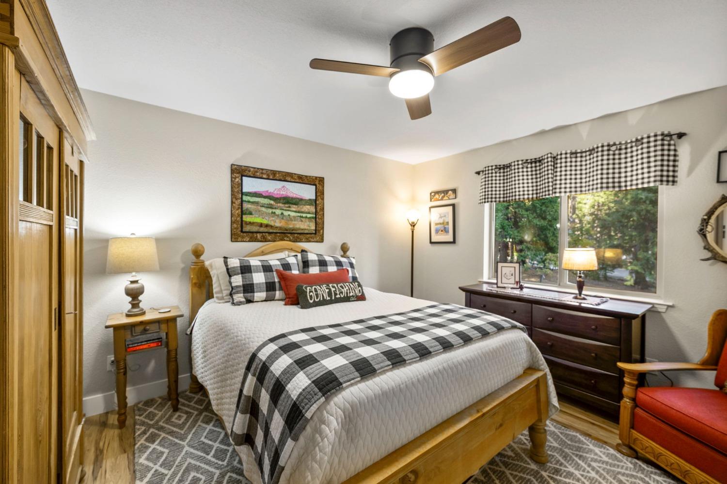 2767 Quartz Drive