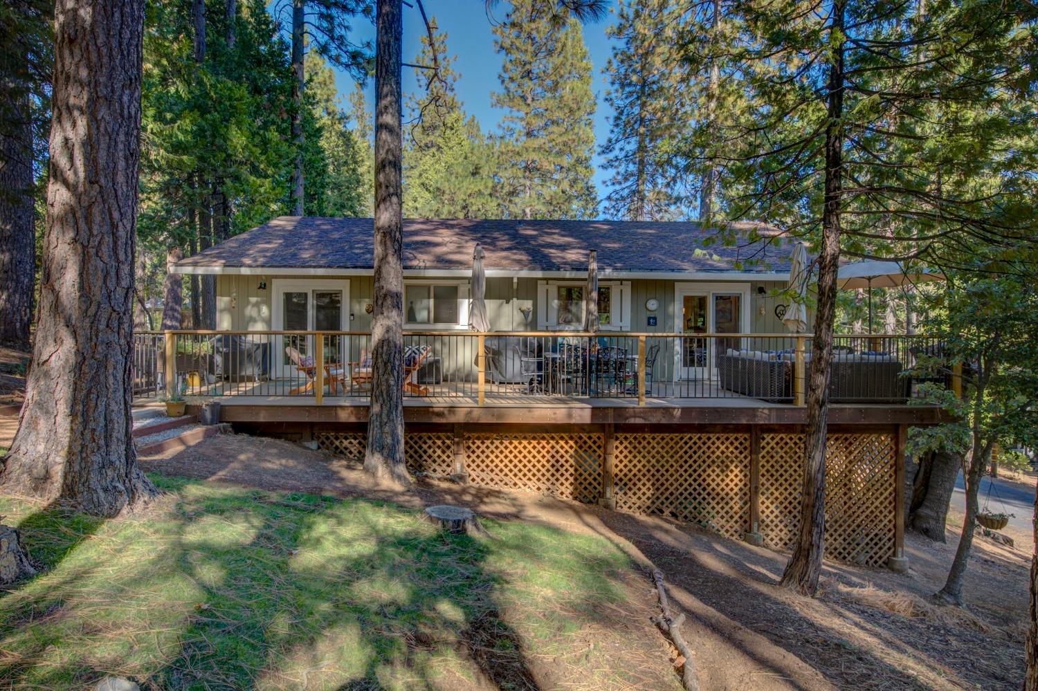 2767 Quartz Drive