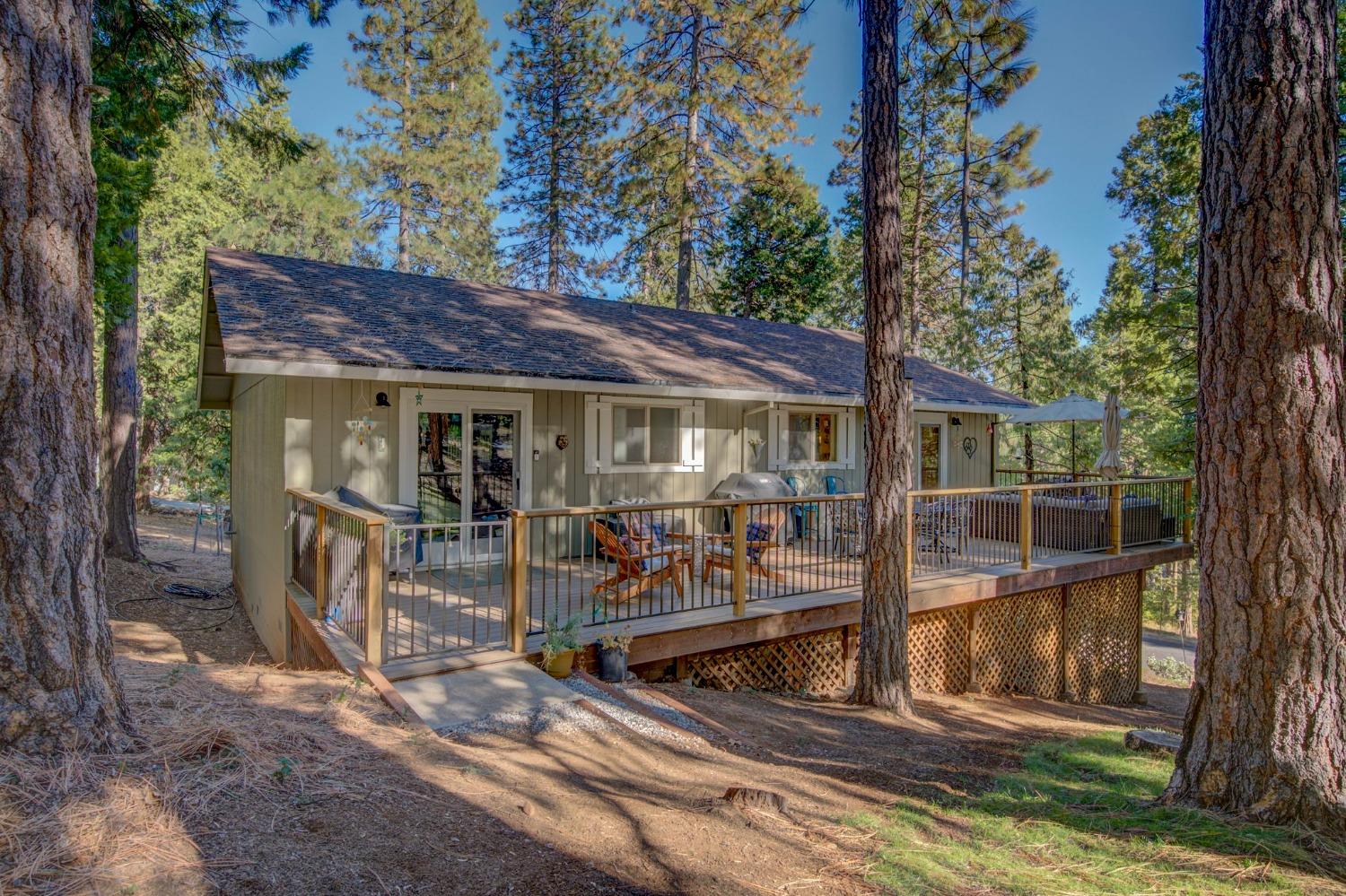 2767 Quartz Drive
