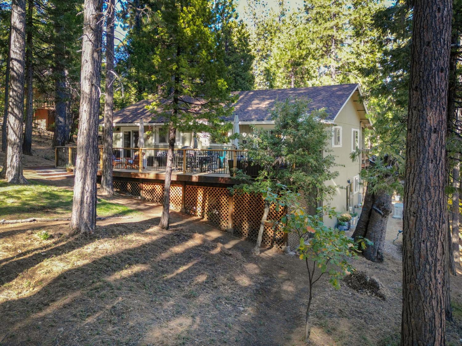 2767 Quartz Drive