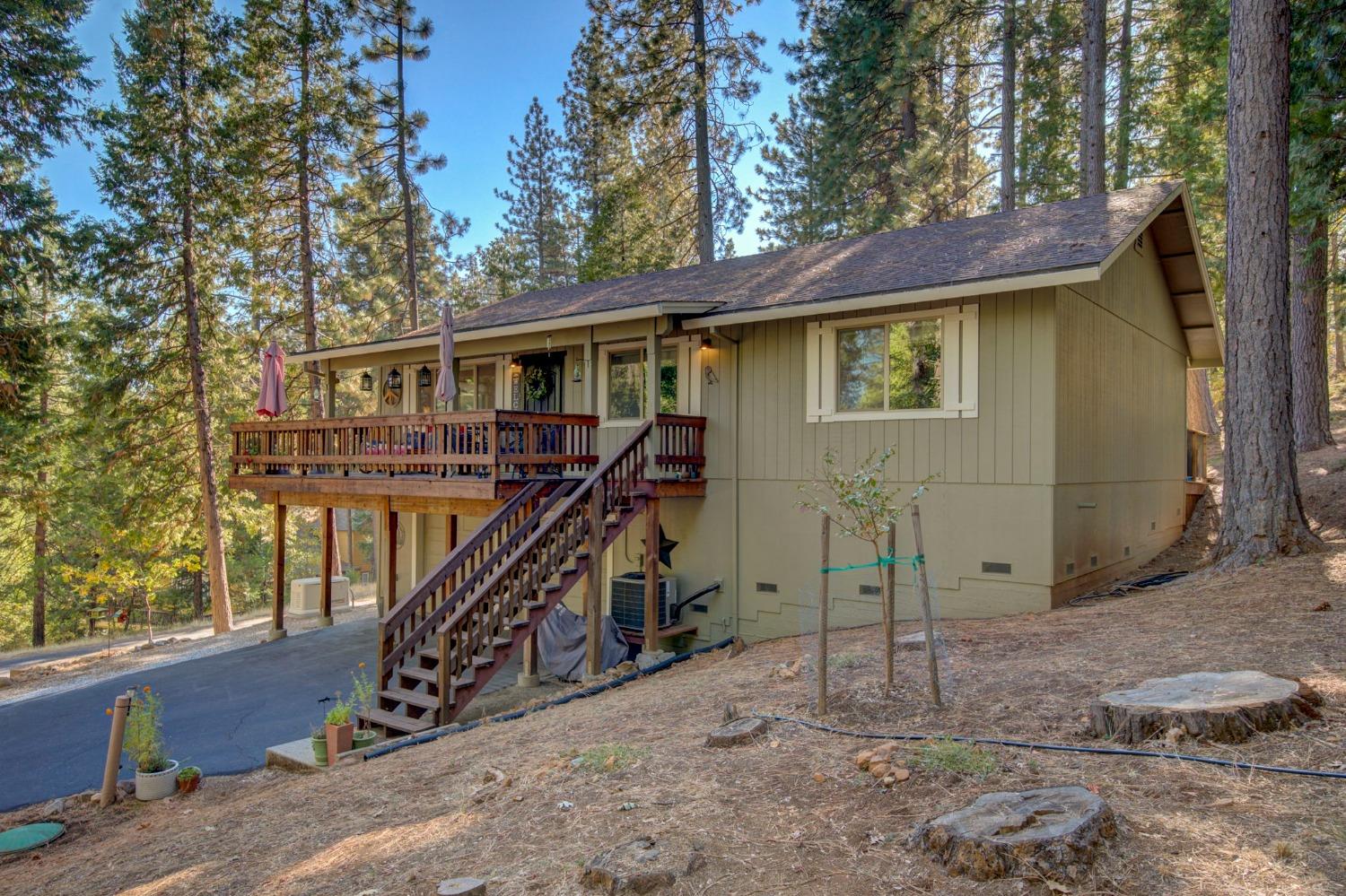 2767 Quartz Drive