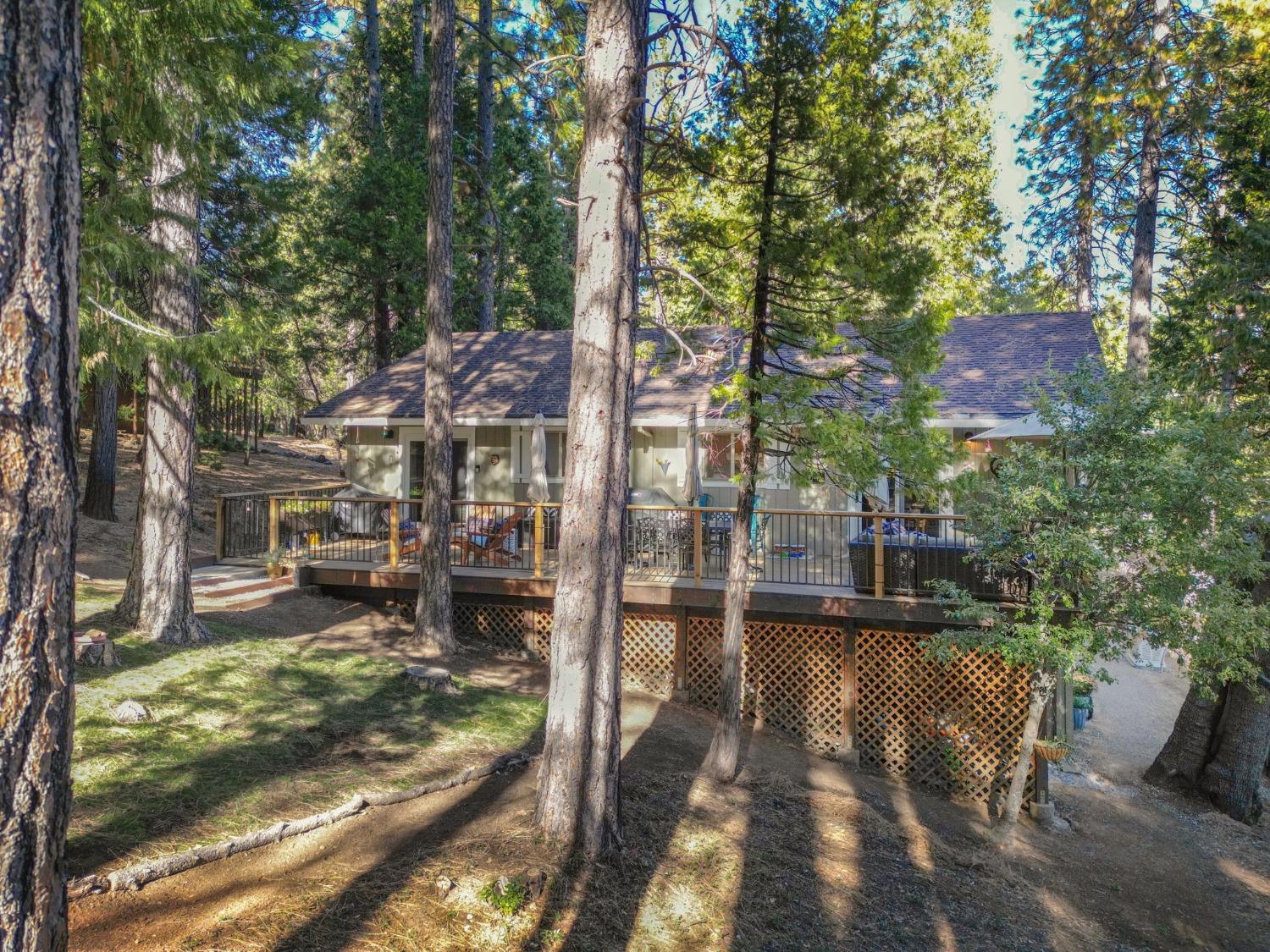 2767 Quartz Drive