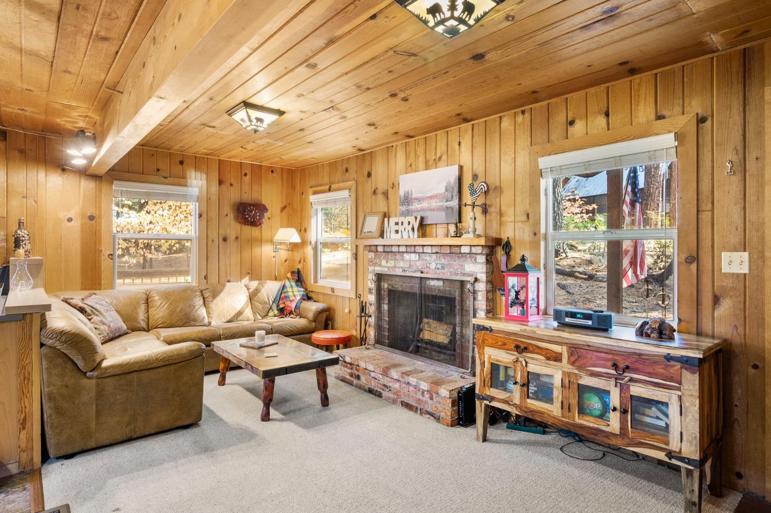2534 Middle Drive