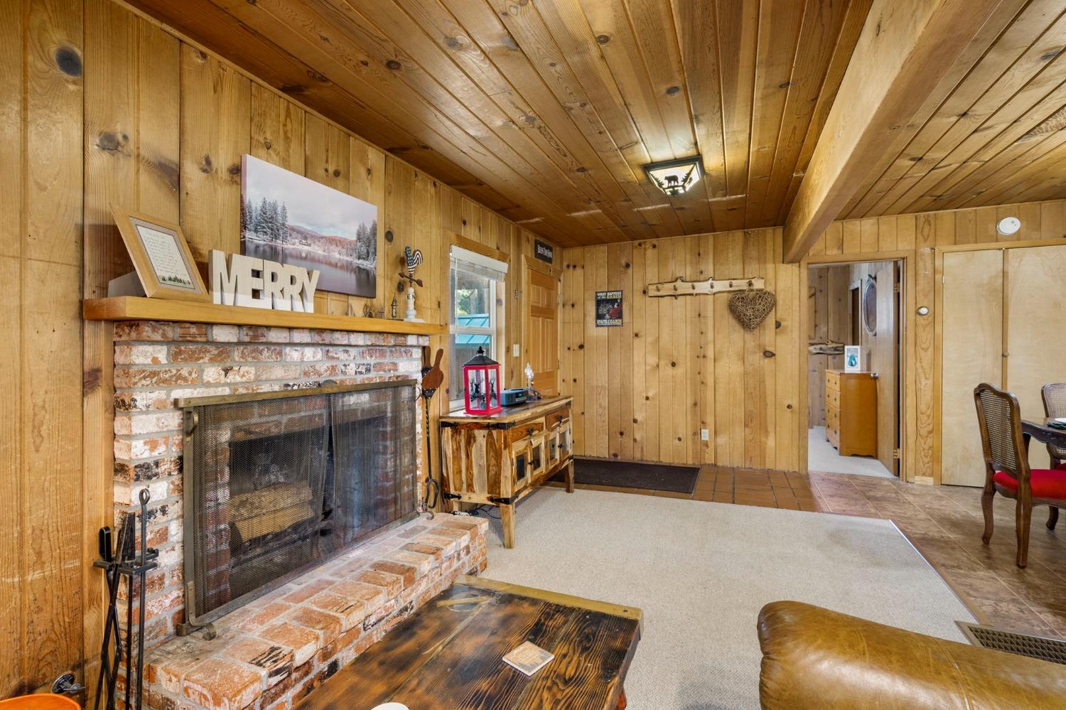 2534 Middle Drive