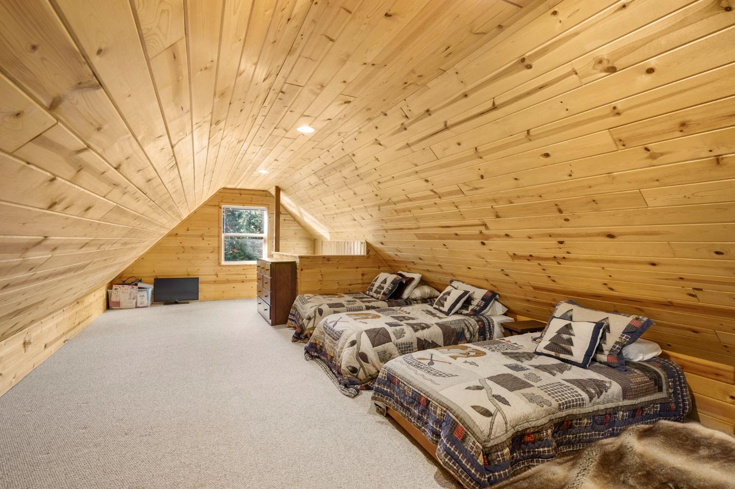 2534 Middle Drive