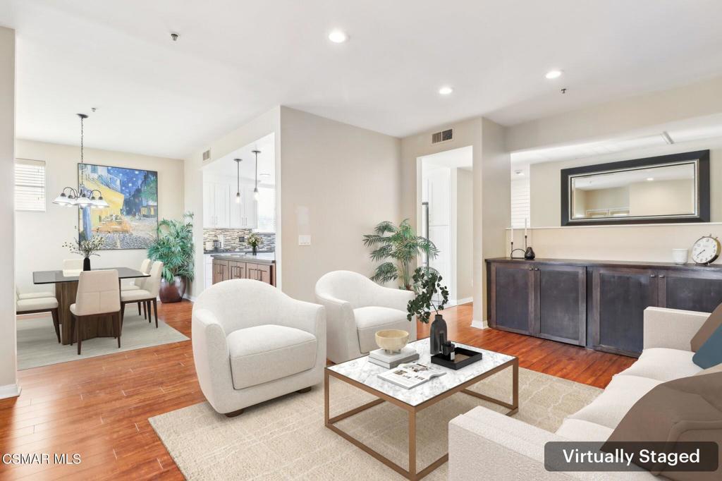 5350 White Oak Avenue 308