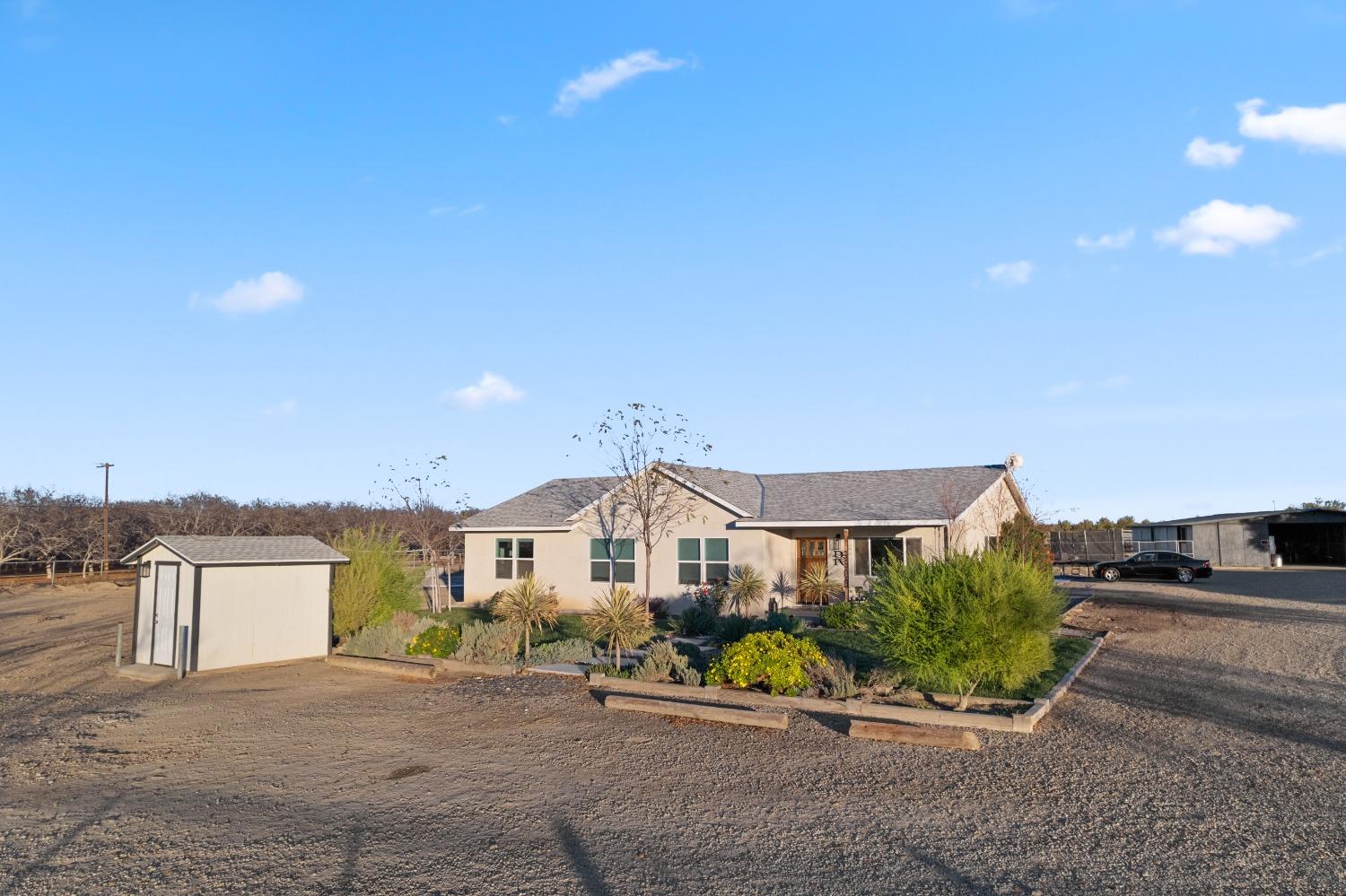 3900 W KENNER Road