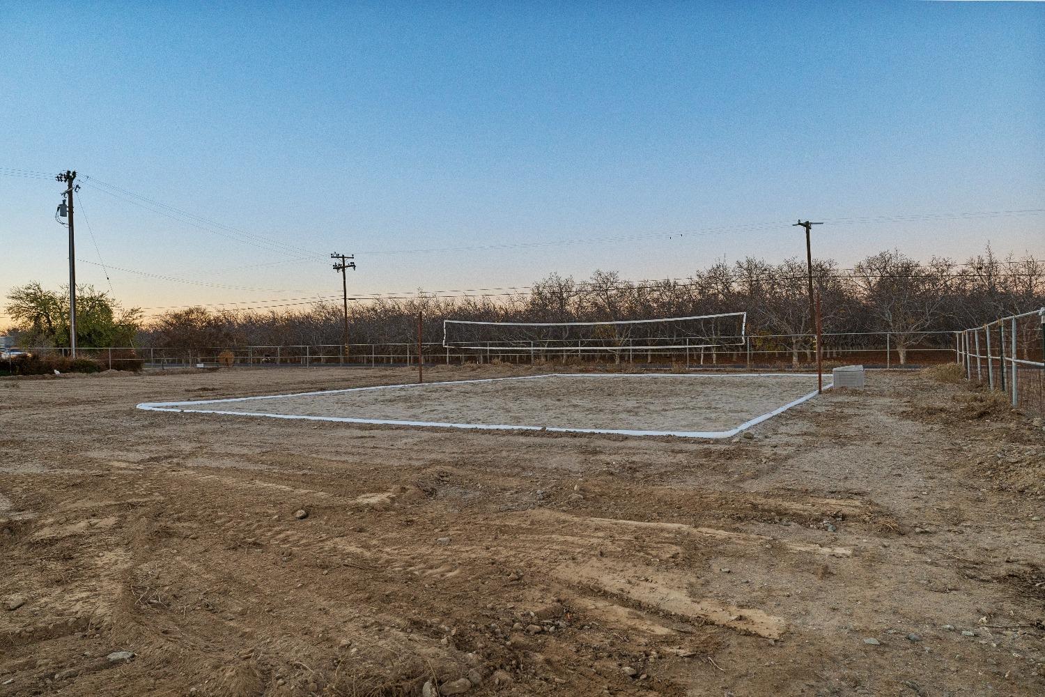 3900 W KENNER Road