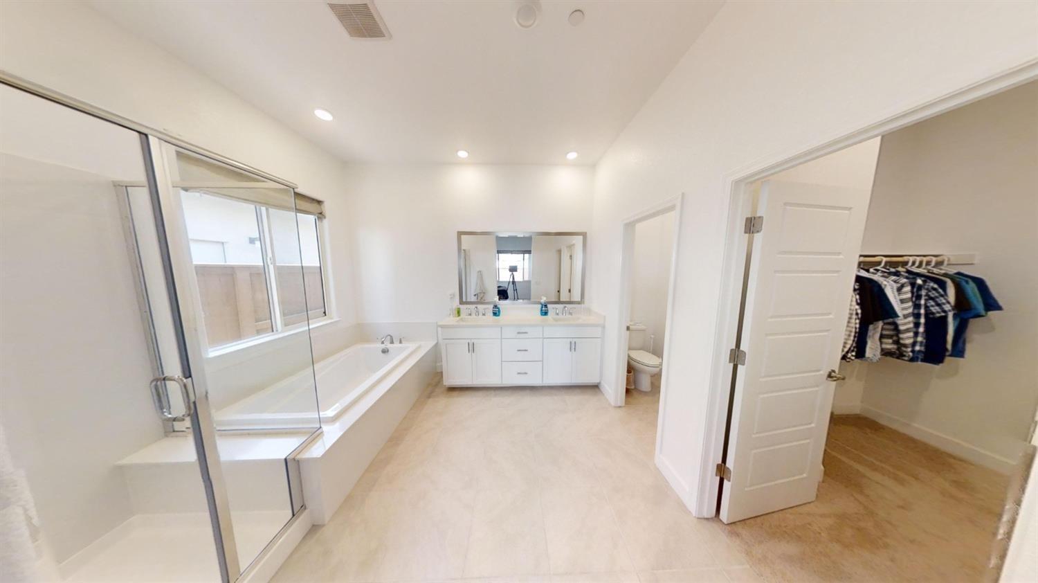 2035 Santos Street