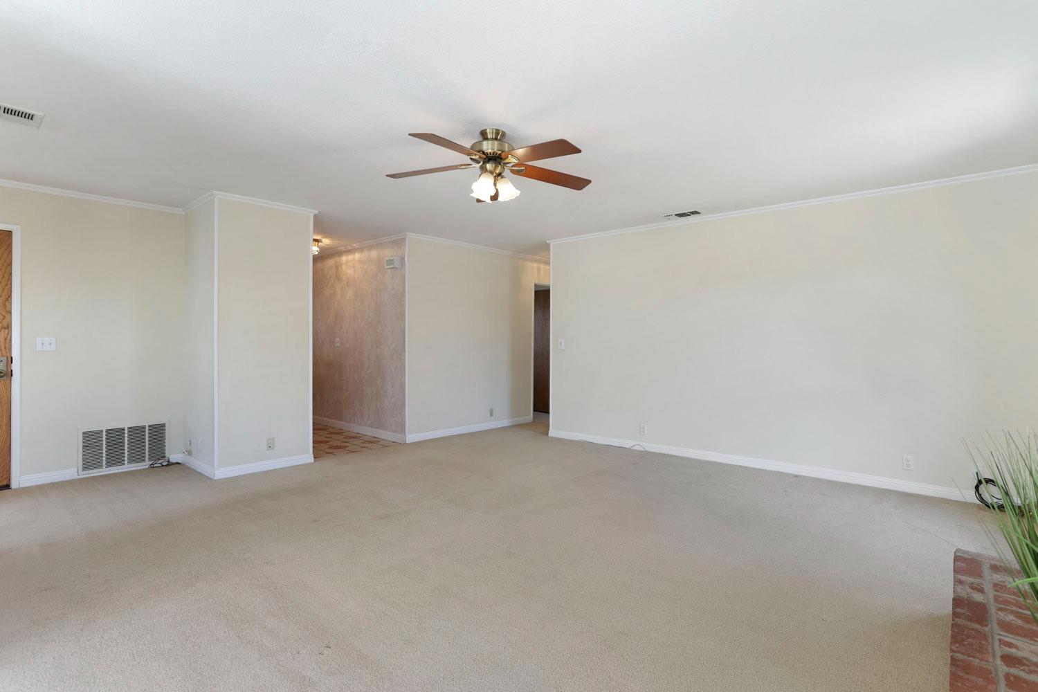 14808 Seminole Way