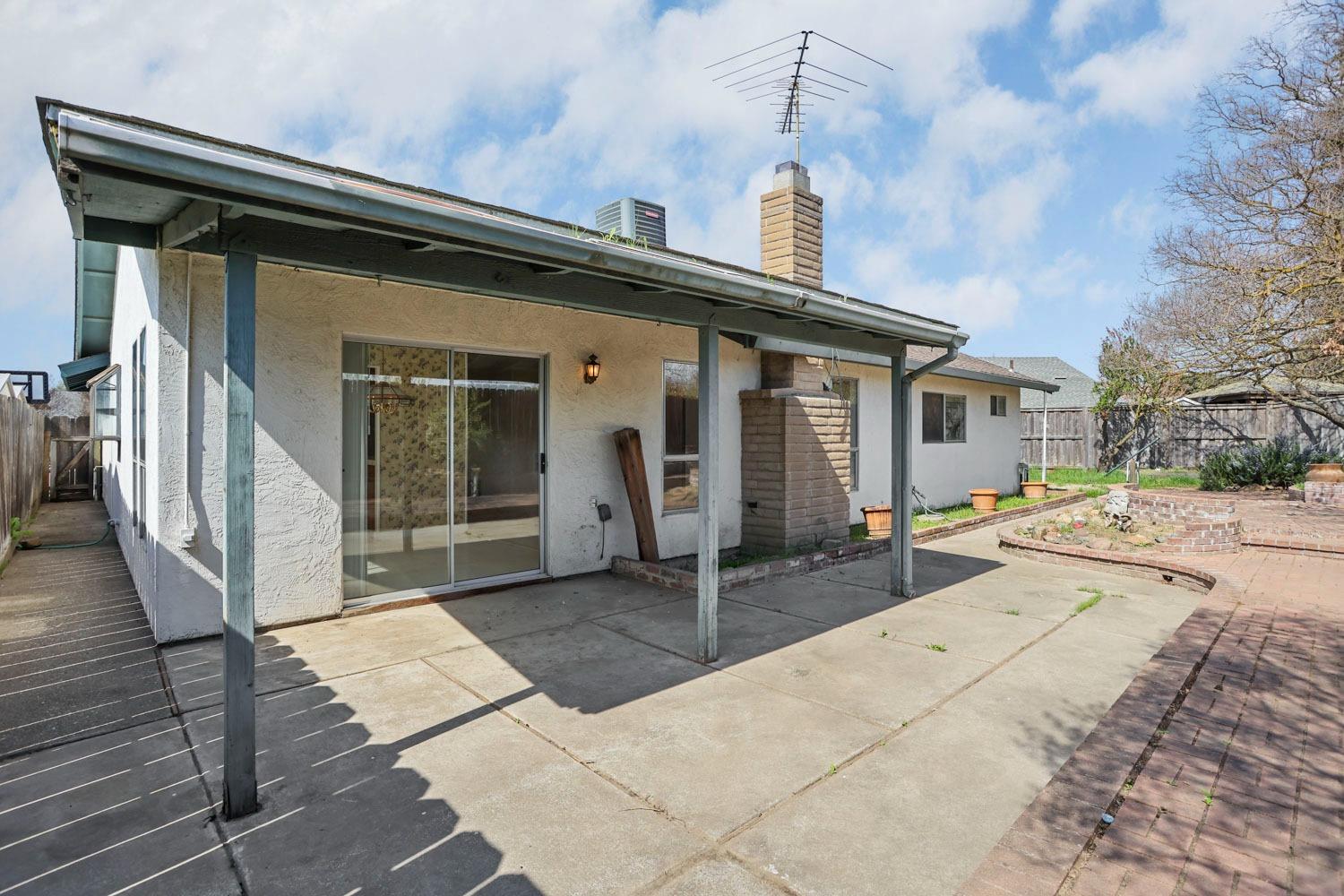 14808 Seminole Way