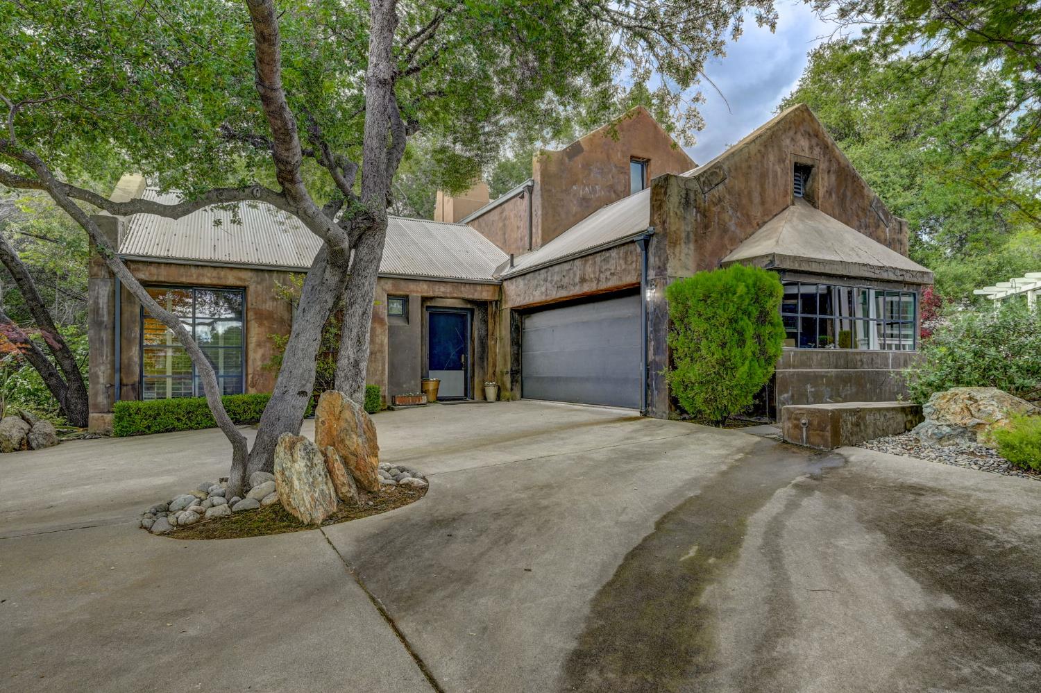 468 Fiddlers Court