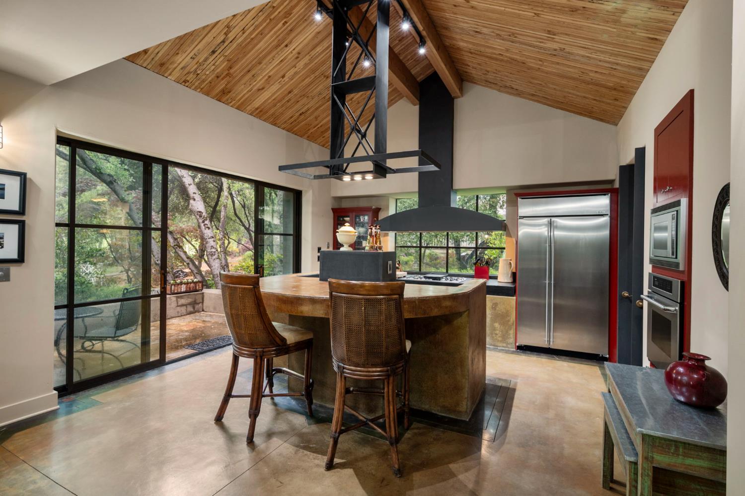 468 Fiddlers Court