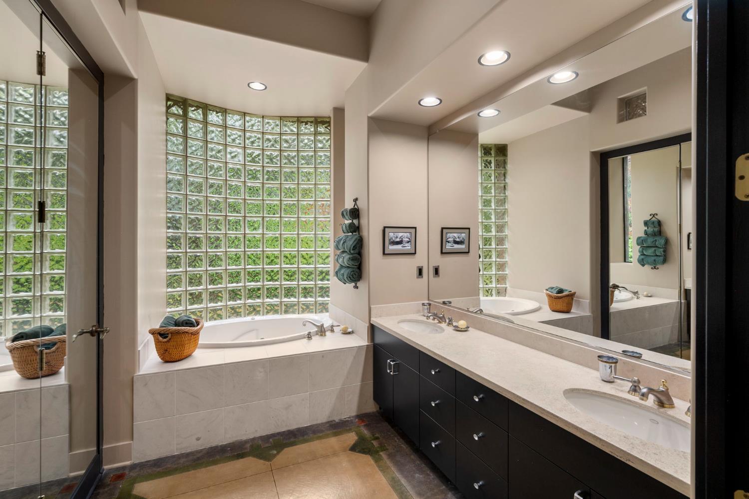 468 Fiddlers Court