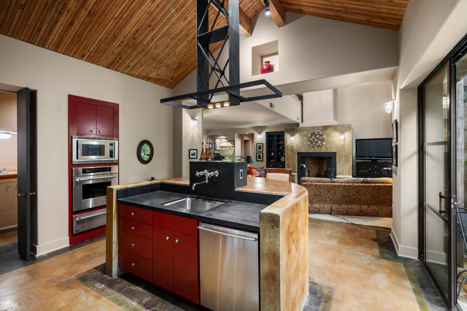 468 Fiddlers Court
