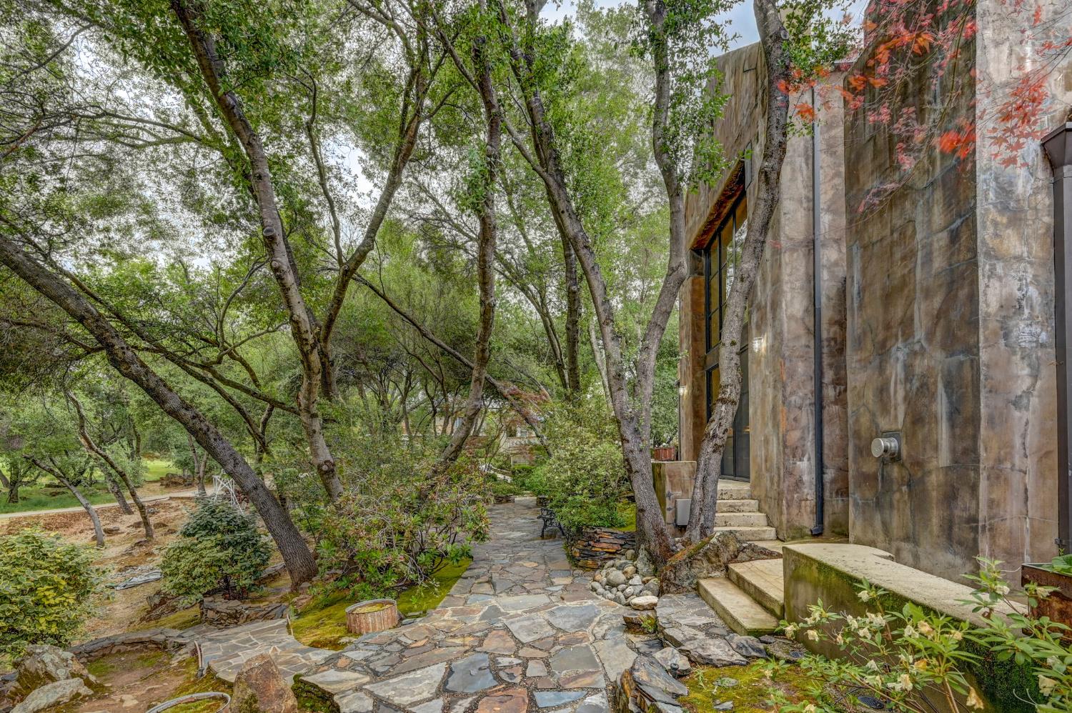 468 Fiddlers Court