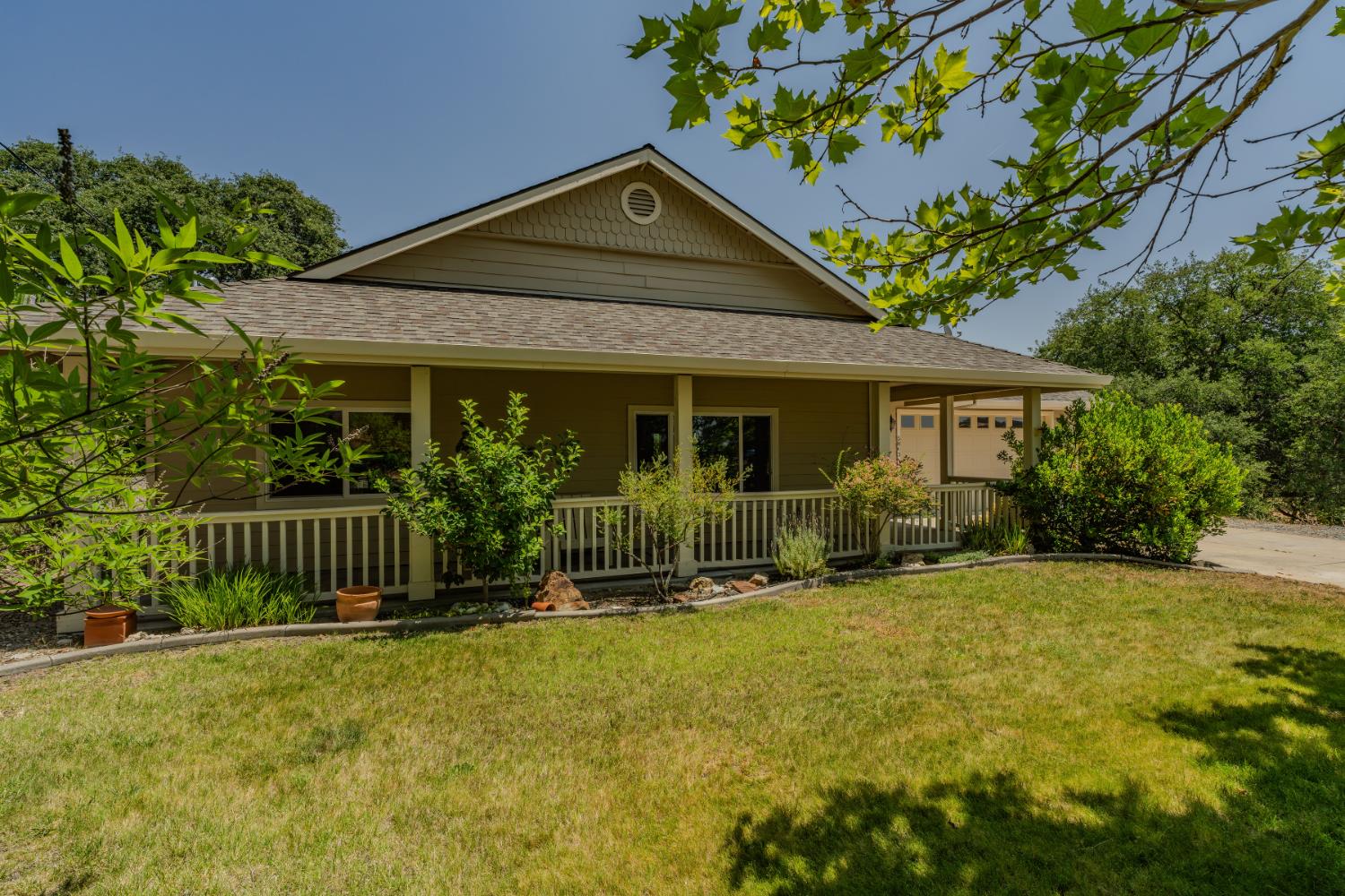 5863 Rippon Road
