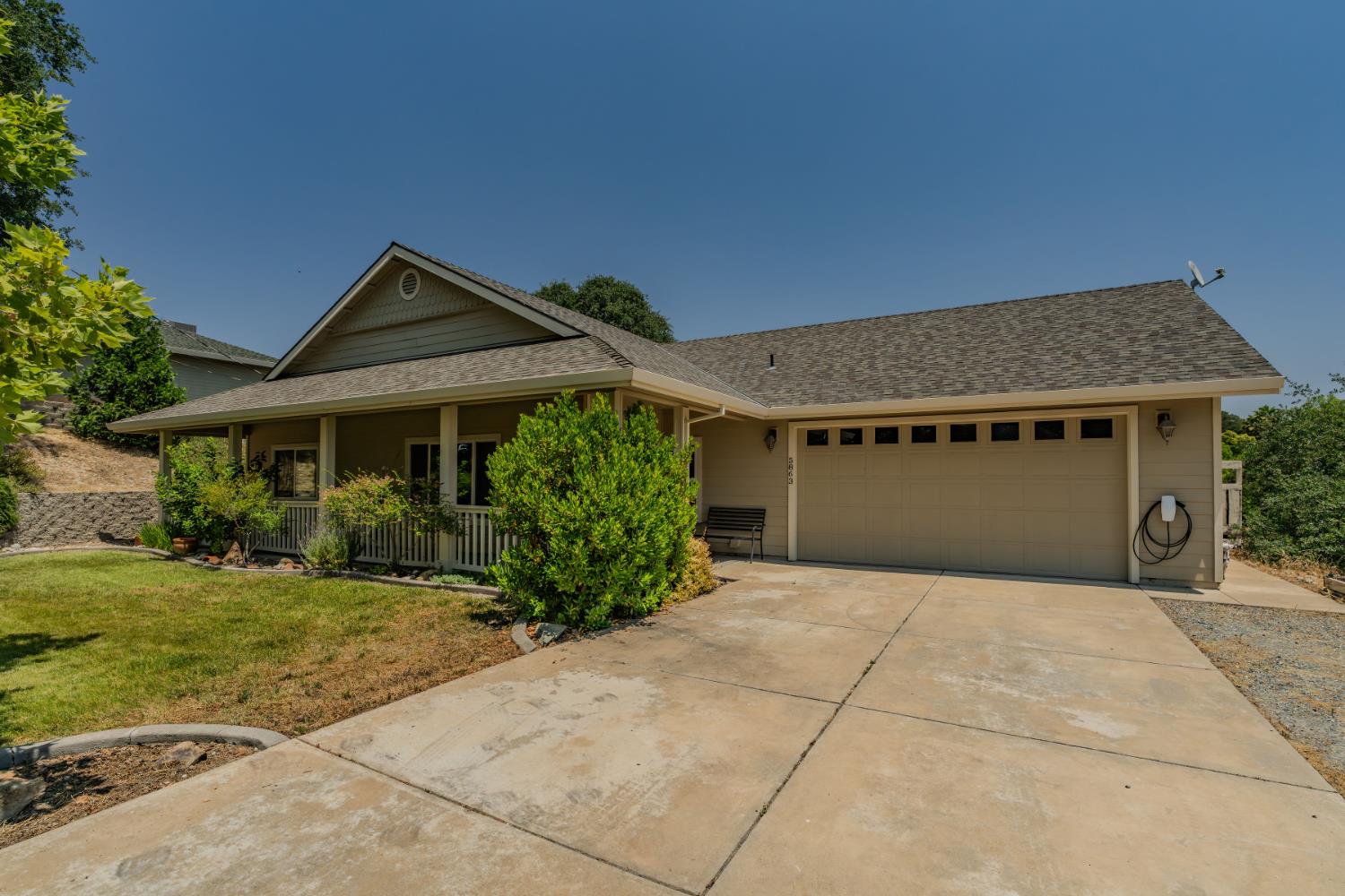 5863 Rippon Road